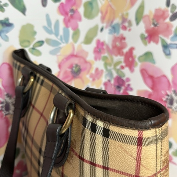 💯Authentic  BURBERRY HAYMARKET CHECK TOTE BAG LEATHER  HANDBAGS WOMEN🍀 - Picture 11 of 17